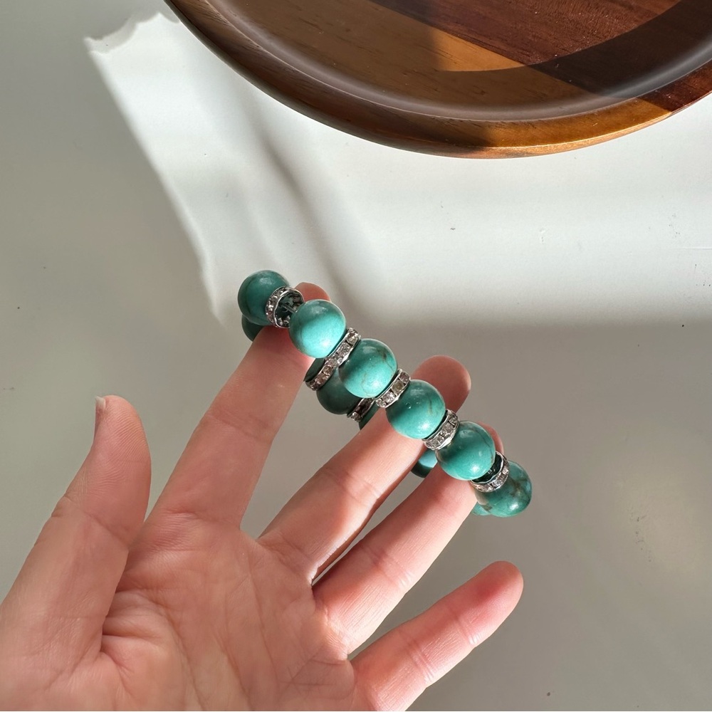 4/$15 Turquoise Teal Blue Rhinestone Spacing Beaded Stretchy Bracelet - Picture 2 of 4
